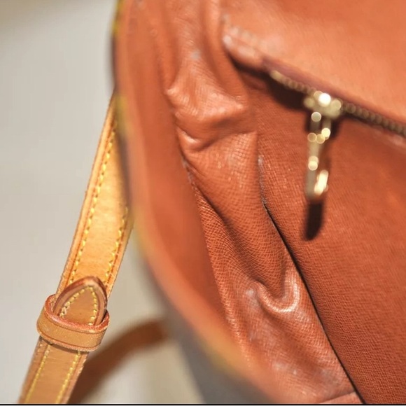 Authentic Louis Vuitton Monogram Chantilly MM Shoulder Cross Bag - Picture 15 of 15